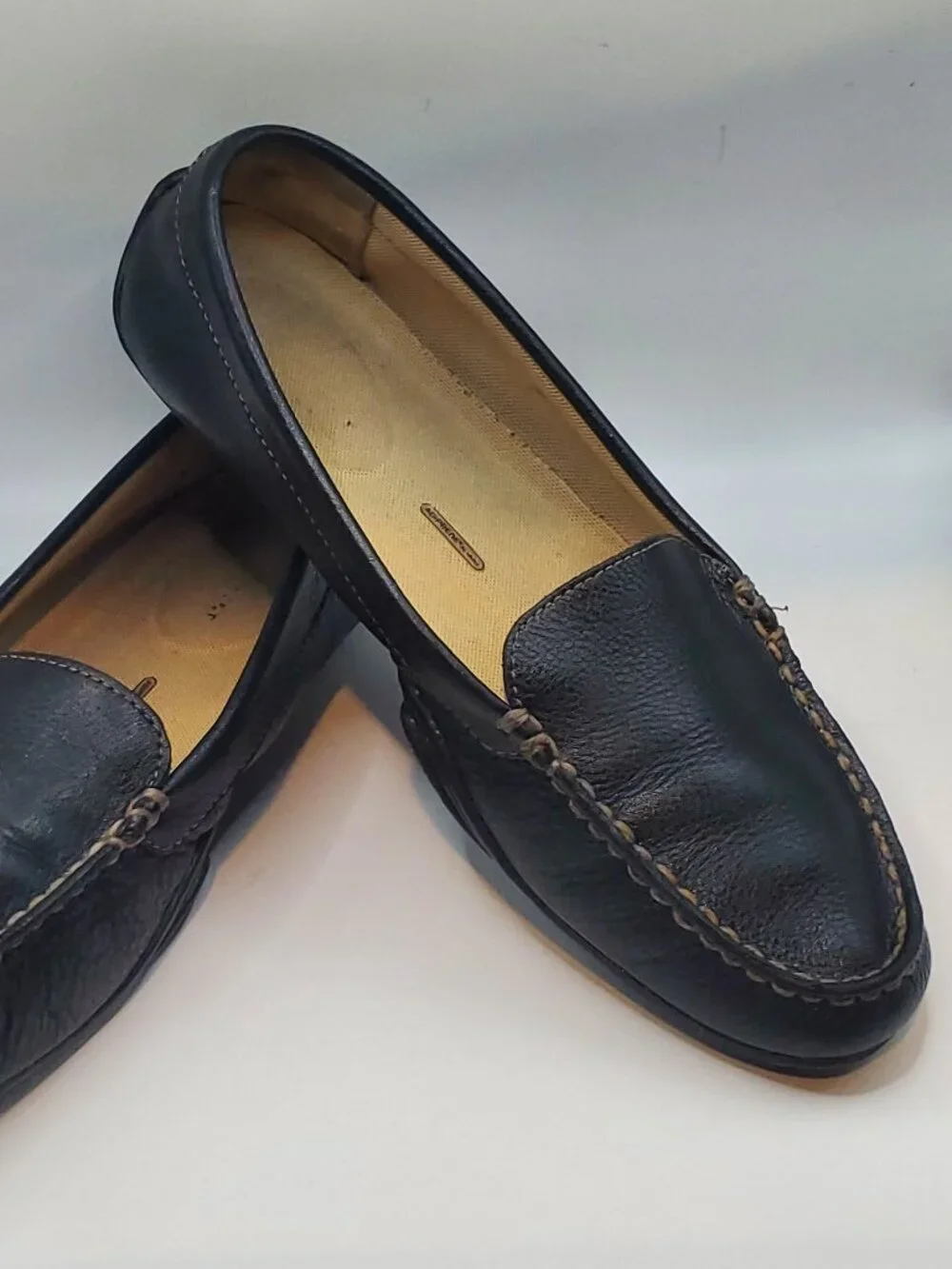Rockport Women’s Black Leather Size 9 Slip-On Loafers